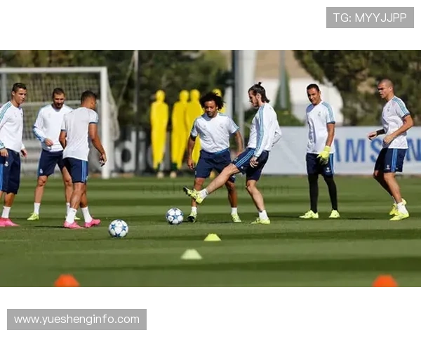 全球足球巨星收入揭秘:谁是收入最高的球员与背后的商业价值分析 全球足球巨星收入揭秘:谁是收入最高的球员与背后的商业价值分析