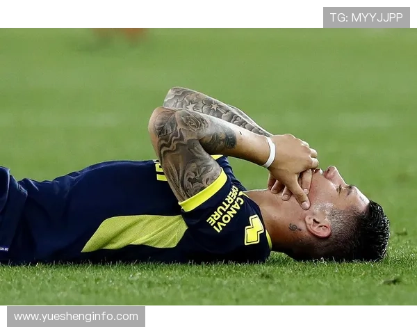 内马尔精彩瞬间集锦足球明星的华丽技艺与激情时刻回顾 内马尔精彩瞬间集锦足球明星的华丽技艺与激情时刻回顾