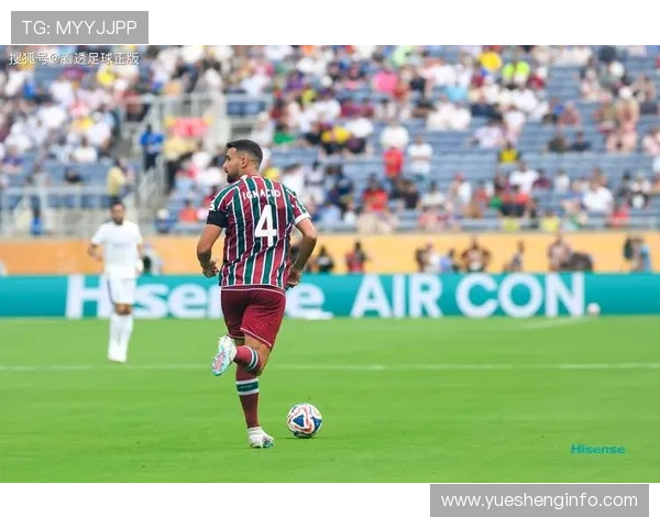 足球明星体验卡带你亲历绿茵场上的激情与荣耀尽享足球魅力的独特旅程 足球明星体验卡带你亲历绿茵场上的激情与荣耀尽享足球魅力的独特旅程