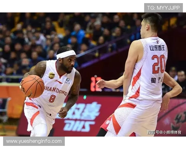 南京篮球队在选拔赛中以53分稳居积分榜首位，展现强劲实力